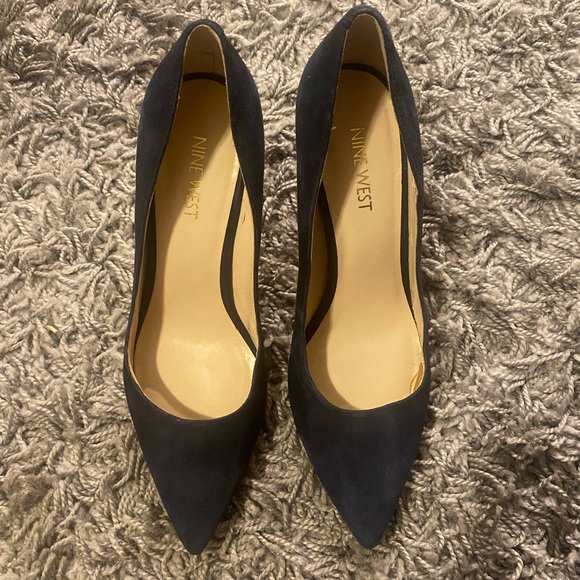 Nine West heels - blue suede - Picture 1 of 3